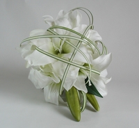 Fresh & Artificial Flower Arrangements